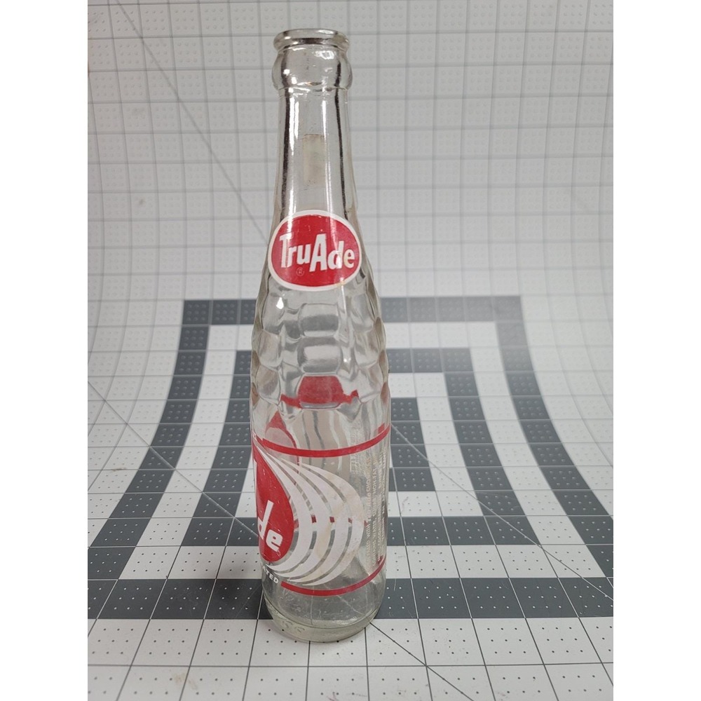 Vintage Tru-Ade 10 oz Glass Bottle Tru Ade King Size Carpentersville IL - Picture 2 of 7